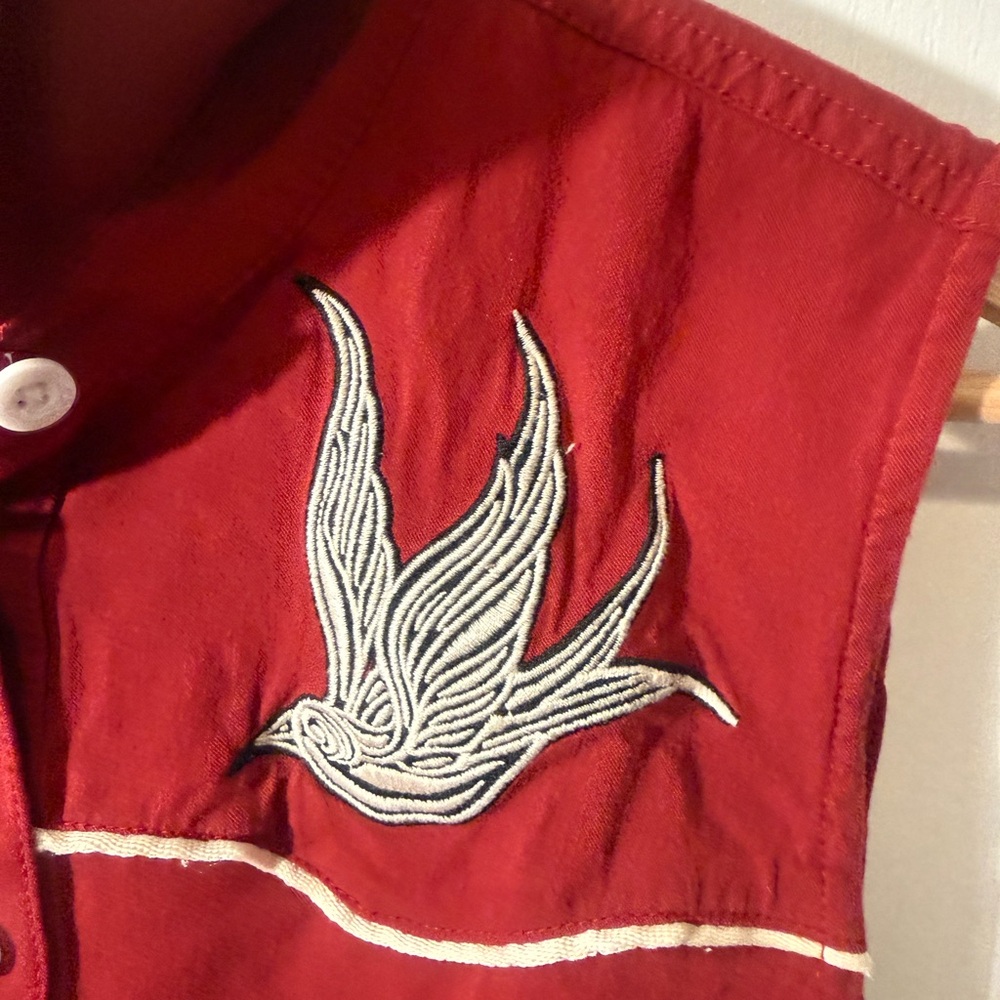 Harley Davidson Red Sleeveless Top with Embroidery- Size M - Picture 2 of 7